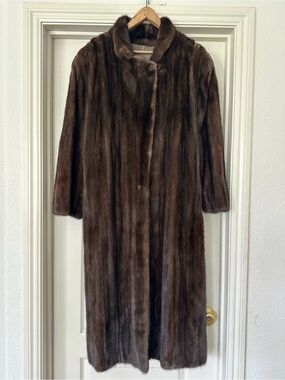 STUNNING Dark Mahogany Brown Full Length Fur Coat Mint Condition Size 8